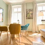 Apartamento Papagei In Der Schweriner Altstadt - Abc569 *